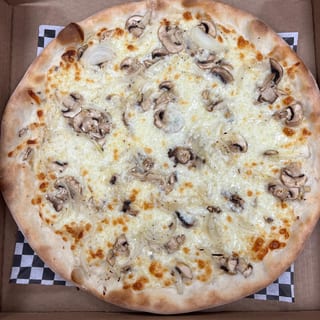14" Truffle Oil Mushroom Pizza